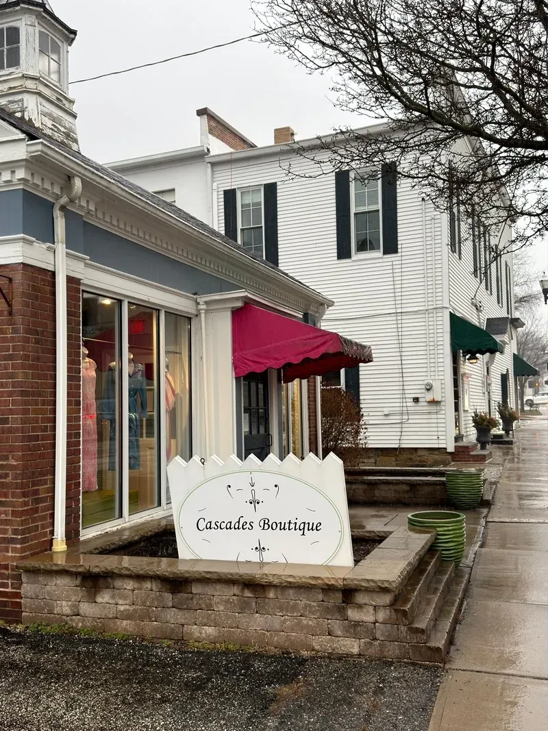 Boutique storefront in Chagrin Falls, Ohio, before cleaning